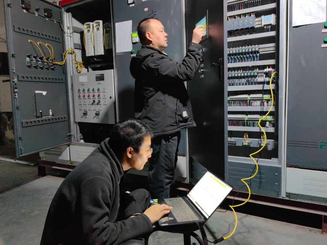 8c4d753d3c06f1d6f35dec02a048f72d.jpg 8c4d753d3c06f1d6f35dec02a048f72d.jpg